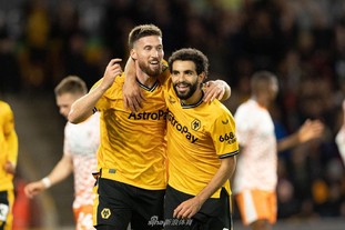 无缘直通世界杯后麦克拉伦辞职，迪尼：他照着稿子念，很虚伪