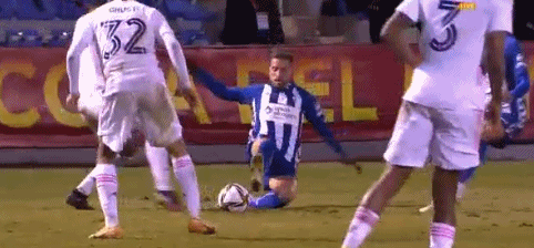 全市场：国米等待卢克曼进展同时考虑后卫引援，首选是莱昂尼