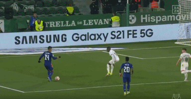 为何贝西洛维奇突然下课？媒曝已对球队失控，疑似遭球员逼宫